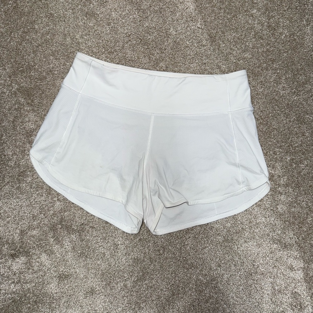 Lululemon Athletica White speed up high rise shorts size 6